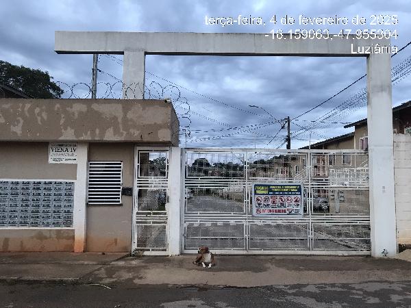 Vende-se em Luziania-GO  apto, 48.07 de área total, 44.23 de área privativa,  2_qto(s), a.serv, WC, 1_sala(s), cozinha, 1_vaga(s) de garagem.