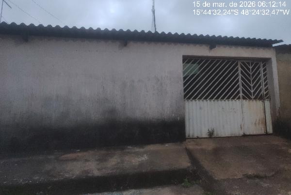 Vende-se em Cocalzinho De Goias-GO  Casa, 47.50 de área total, 47.50 de área privativa, 180.76 de área do terreno,  2_qto(s), a.serv, WC, 1_sala(s), cozinha, 1_vaga(s) de garagem.