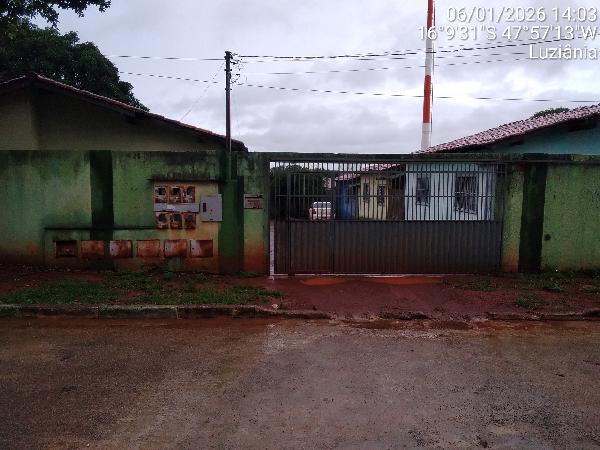 Vende-se em Luziania-GO  Casa, 55.10 de área total, 55.10 de área privativa, 85.00 de área do terreno,  2_qto(s), a.serv, WC, 1_sala(s), cozinha, 1_vaga(s) de garagem.