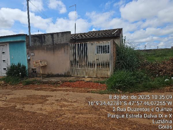 Vende-se em Luziania-GO  Casa, 74.65 de área total, 74.65 de área privativa, 180.00 de área do terreno,  3_qto(s), a.serv, WC, 1_sala(s), cozinha, 1_vaga(s) de garagem.