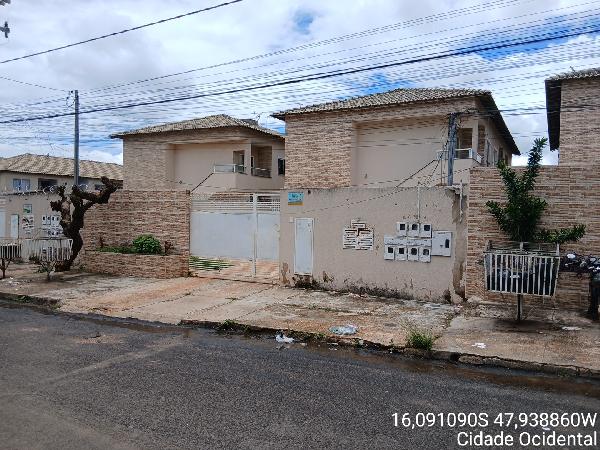 Vende-se em Cidade Ocidental-GO  apto, 77.39 de área total, 53.59 de área privativa,  2_qto(s), varanda, a.serv, WC, 1_sala(s), cozinha, 1_vaga(s) de garagem.