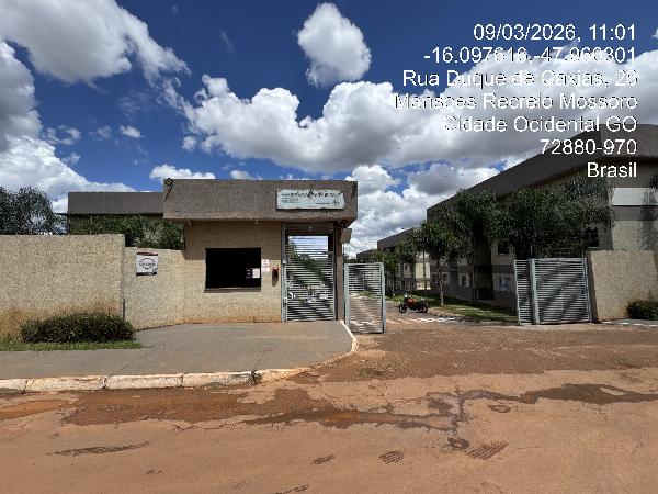 Vende-se em Cidade Ocidental-GO  apto, 93.66 de área total, 53.86 de área privativa,  2_qto(s), a.serv, WC, 1_sala(s), cozinha, 1_vaga(s) de garagem.