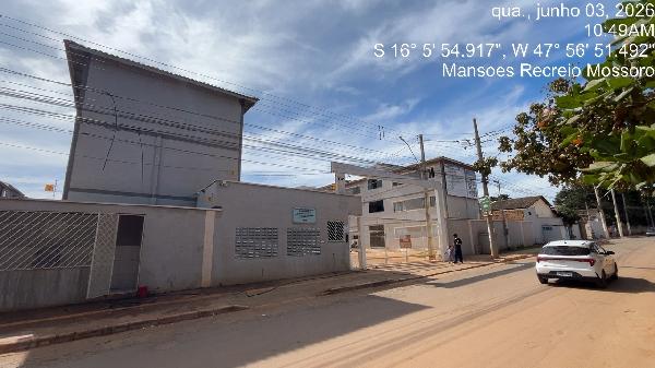 Vende-se em Cidade Ocidental-GO  apto, 44.77 de área privativa,  2_qto(s), a.serv, WC, 1_sala(s), cozinha, 1_vaga(s) de garagem.