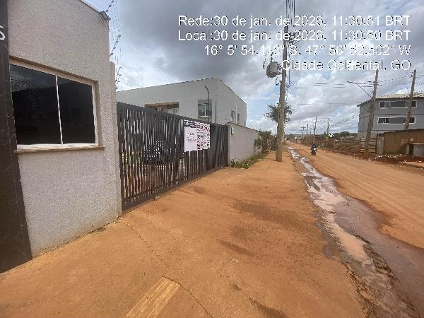 Vende-se em Cidade Ocidental-GO  apto, 53.54 de área total, 53.54 de área privativa,  2_qto(s), a.serv, WC, 1_sala(s), cozinha, 1_vaga(s) de garagem.
