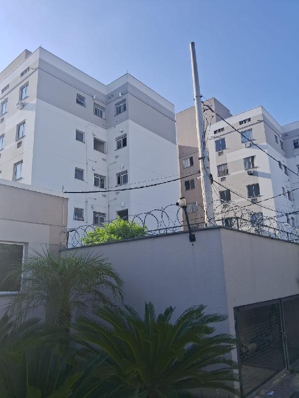 Vende-se em Rio De Janeiro-RJ  apto, 44.00 de área total, 44.00 de área privativa,  1_qto(s), WC, 1_sala(s), cozinha, 1_vaga(s) de garagem.