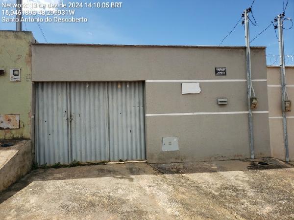 Vende-se em Santo Antonio Do Descoberto-GO  Casa, 69.70 de área privativa, 180.00 de área do terreno,  2_qto(s), varanda, a.serv, WC, 1_sala(s), cozinha.