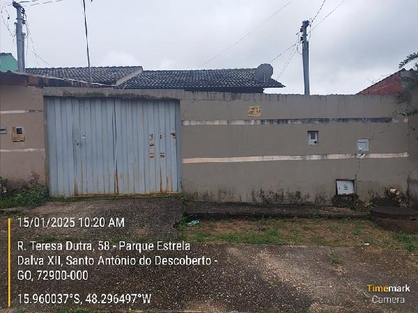 Vende-se em Santo Antonio Do Descoberto-GO  Casa, 64.50 de área privativa, 225.00 de área do terreno,  2_qto(s), a.serv, WC, 1_sala(s), cozinha.