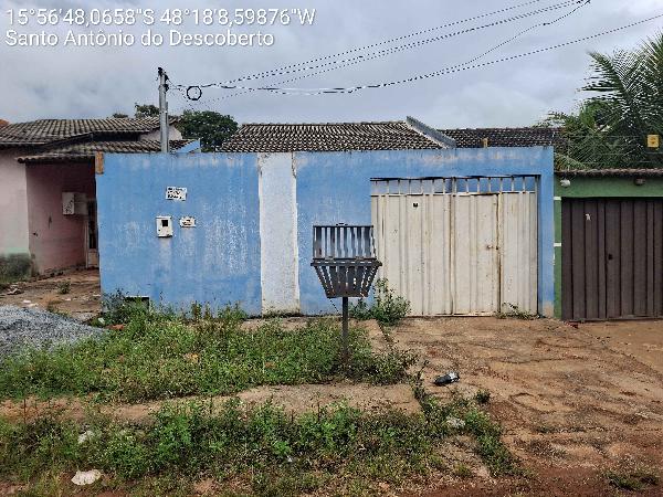 Vende-se em Santo Antonio Do Descoberto-GO  Casa, 65.23 de área total, 65.23 de área privativa, 251.28 de área do terreno,  2_qto(s), varanda, a.serv, WC, 1_sala(s), cozinha.