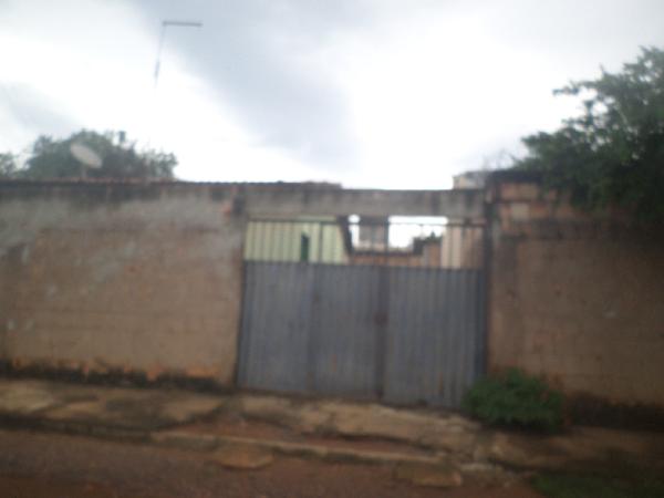 Vende-se em Novo Gama-GO  Casa, 59.74 de área privativa, 257.50 de área do terreno,  2_qto(s), WC, 1_sala(s), cozinha.