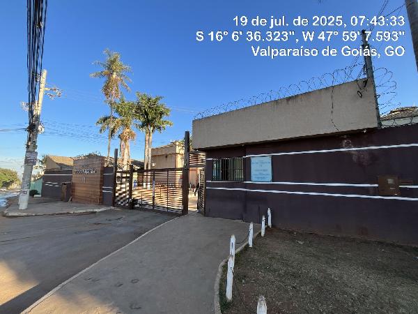 Vende-se em Valparaiso De Goias-GO  apto, 84.74 de área total, 48.34 de área privativa,  2_qto(s), a.serv, WC, 1_sala(s), cozinha.