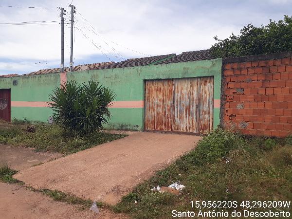 Vende-se em Santo Antonio Do Descoberto-GO  Casa, 70.00 de área total, 70.00 de área privativa, 225.00 de área do terreno,  2_qto(s), a.serv, WC, 1_sala(s), cozinha.