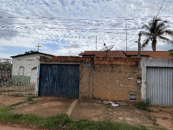 Vende-se em Santo Antonio Do Descoberto-GO  Casa, 67.34 de área total, 67.34 de área privativa, 180.00 de área do terreno,  2_qto(s), a.serv, WC, 1_sala(s), cozinha, 1_vaga(s) de garagem.