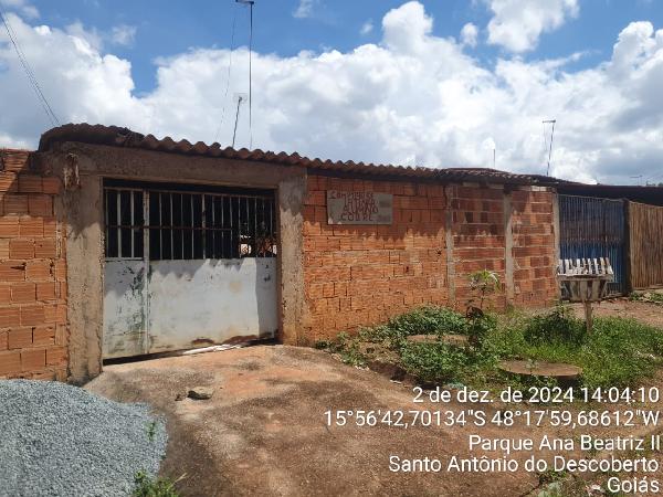 Vende-se em Santo Antonio Do Descoberto-GO  Casa, 67.20 de área privativa, 360.00 de área do terreno.