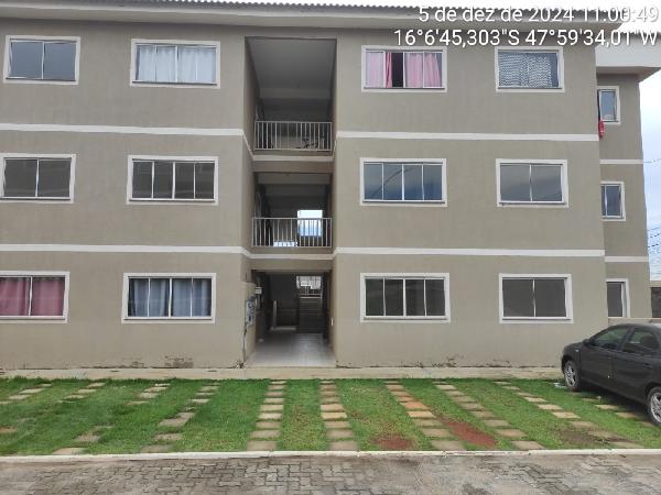 Vende-se em Valparaiso De Goias-GO  apto, 48.90 de área privativa,  2_qto(s), WC, 1_sala(s), cozinha, 1_vaga(s) de garagem.