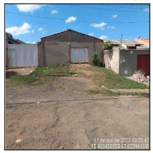 Vende-se em Planaltina-GO  Casa, 56.26 de área privativa, 110.00 de área do terreno,  3_qto(s), varanda, a.serv, WC, 1_sala(s), sacada, cozinha.