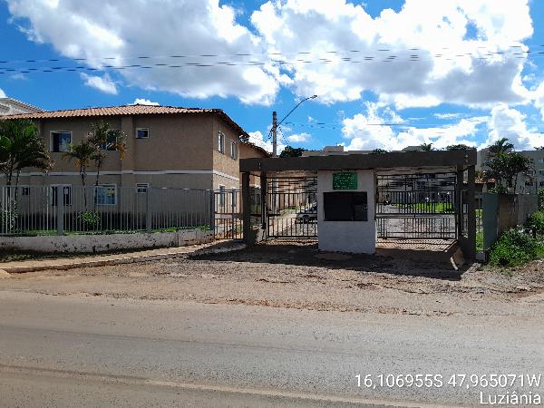 Vende-se em Valparaiso De Goias-GO  apto, 57.41 de área total, 52.51 de área privativa,  2_qto(s), WC, 1_sala(s), cozinha.