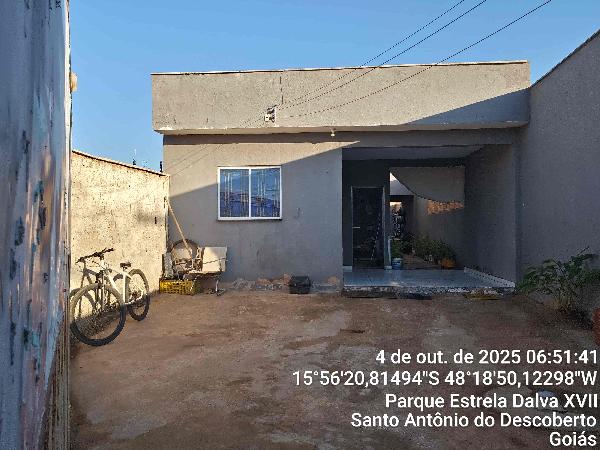 Vende-se em Santo Antonio Do Descoberto-GO  Casa, 81.25 de área total, 81.25 de área privativa, 153.90 de área do terreno,  2_qto(s), varanda, a.serv, WC, 1_sala(s), cozinha, 1_vaga(s) de gara
