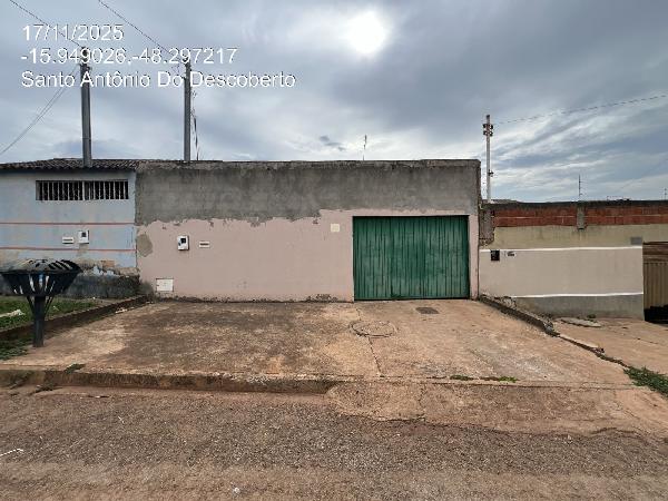 Vende-se em Santo Antonio Do Descoberto-GO  Casa, 61.84 de área total, 61.84 de área privativa, 183.79 de área do terreno,  2_qto(s), a.serv, WC, 1_sala(s), cozinha.