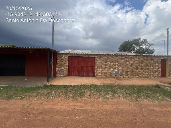 Vende-se em Santo Antonio Do Descoberto-GO  Casa, 59.50 de área total, 59.50 de área privativa, 360.00 de área do terreno,  2_qto(s), a.serv, WC, 1_sala(s), cozinha.