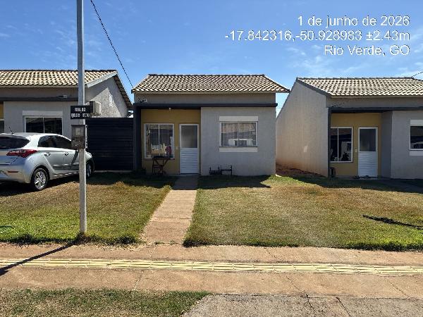 Vende-se em Rio Verde-GO  Casa, 45.69 de área total, 45.69 de área privativa, 150.00 de área do terreno,  2_qto(s), a.serv, WC, 1_sala(s), cozinha.