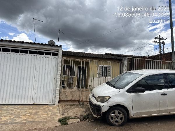 Vende-se em Novo Gama-GO  Casa, 53.20 de área total, 53.20 de área privativa, 133.00 de área do terreno,  2_qto(s), a.serv, WC, 1_sala(s), cozinha.