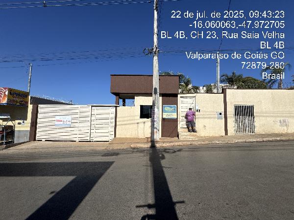 Vende-se em Valparaiso De Goias-GO  apto, 92.56 de área total, 46.24 de área privativa,  2_qto(s), WC, 1_sala(s), cozinha, 1_vaga(s) de garagem.