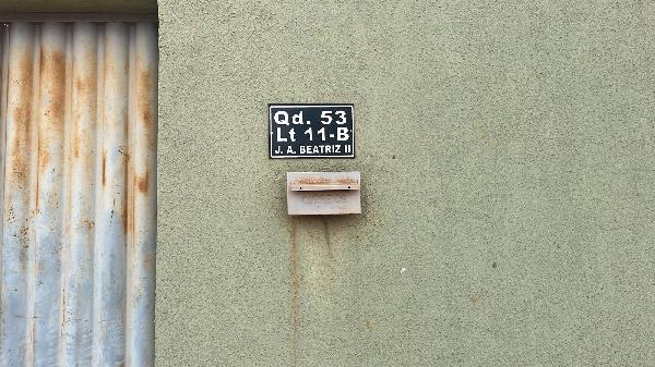 Vende-se em Santo Antonio Do Descoberto-GO  Casa, 69.96 de área total, 69.96 de área privativa, 157.50 de área do terreno,  2_qto(s), a.serv, WC, 1_sala(s), cozinha, 1_vaga(s) de garagem.