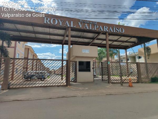 Vende-se em Valparaiso De Goias-GO  apto, 48.70 de área privativa,  2_qto(s), WC, 1_sala(s), cozinha.