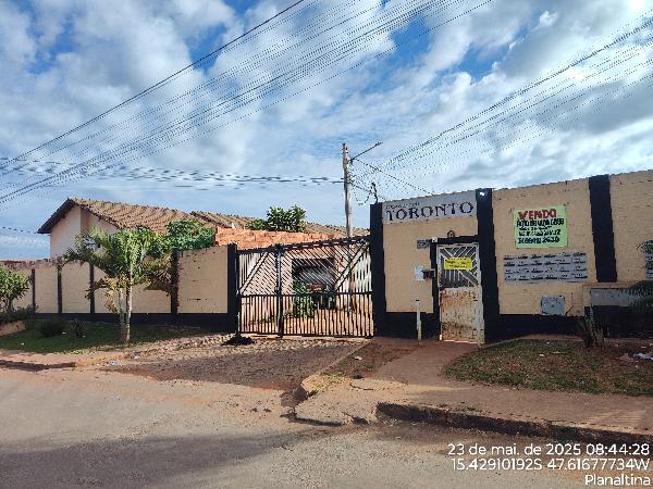 Vende-se em Planaltina-GO  Casa, 60.32 de área total, 60.32 de área privativa, 148.00 de área do terreno,  2_qto(s), varanda, a.serv, WC, 1_sala(s), cozinha, Terraco, 1_vaga(s) de garagem.