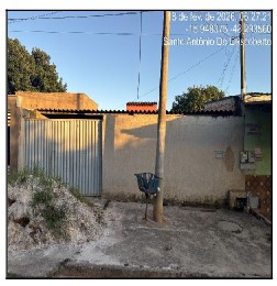 Vende-se em Santo Antonio Do Descoberto-GO  Casa, 46.87 de área privativa, 240.00 de área do terreno,  2_qto(s), WC, 1_sala(s), cozinha.