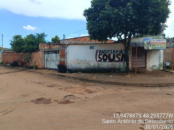 Vende-se em Santo Antonio Do Descoberto-GO  Casa, 63.00 de área total, 63.00 de área privativa, 253.87 de área do terreno,  2_qto(s), a.serv, WC, 1_sala(s), cozinha.