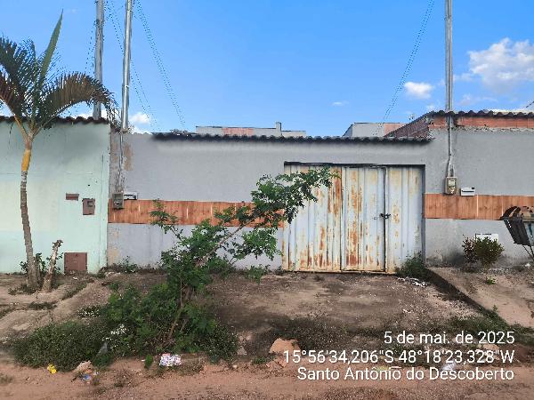 Vende-se em Santo Antonio Do Descoberto-GO  Casa, 67.28 de área total, 67.28 de área privativa, 180.00 de área do terreno,  2_qto(s), a.serv, WC, 1_sala(s), cozinha.