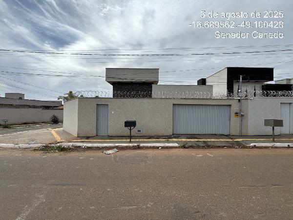 Vende-se em Senador Canedo-GO  Casa, 177.53 de área total, 177.53 de área privativa, 387.50 de área do terreno,  3_qto(s), a.serv, WC, 1_sala(s), 1 lavabo(s), cozinha, 1_vaga(s) de garagem.