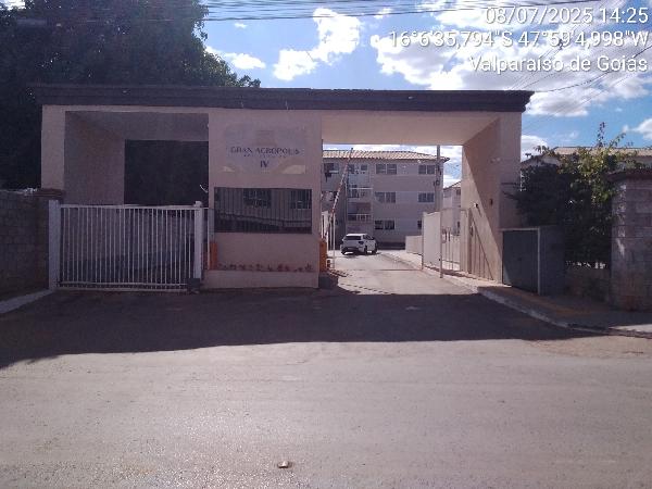 Vende-se em Valparaiso De Goias-GO  apto, 125.07 de área total, 73.76 de área privativa,  2_qto(s), a.serv, WC, 1_sala(s), cozinha, 1_vaga(s) de garagem.