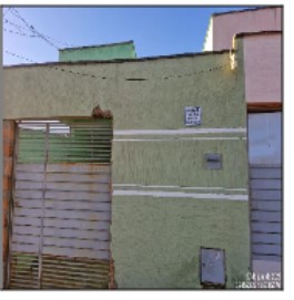 Vende-se em Santo Antonio Do Descoberto-GO  Casa, 112.79 de área privativa, 175.00 de área do terreno,  2_qto(s), a.serv, WC, 1_sala(s), cozinha.