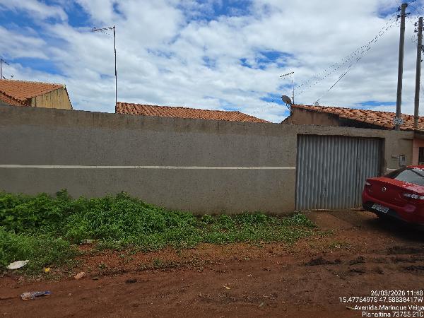 Vende-se em Planaltina-GO  Casa, 70.00 de área total, 70.00 de área privativa, 300.00 de área do terreno,  3_qto(s), a.serv, WC, 1_sala(s), cozinha.
