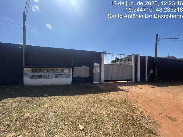Vende-se em Santo Antonio Do Descoberto-GO  Casa, 58.05 de área total, 58.05 de área privativa, 218.40 de área do terreno,  2_qto(s), a.serv, WC, 1_sala(s), cozinha.