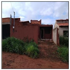 Vende-se em Planaltina-GO  Terreno, 211.50 de área do terreno,  2_qto(s), a.serv, WC, 1_sala(s), cozinha.