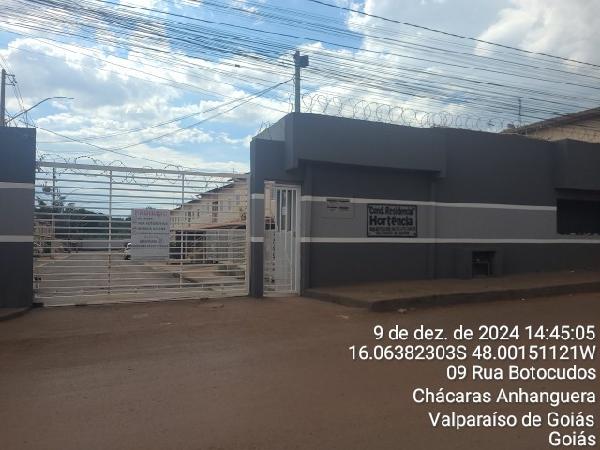Vende-se em Valparaiso De Goias-GO  apto, 44.45 de área privativa,  2_qto(s), WC, 1_sala(s), cozinha, 1_vaga(s) de garagem.