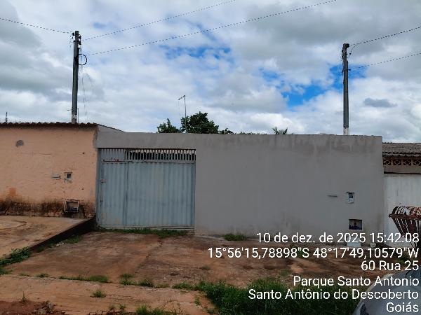 Vende-se em Santo Antonio Do Descoberto-GO  Casa, 59.04 de área total, 59.04 de área privativa, 240.00 de área do terreno,  2_qto(s), a.serv, WC, 1_sala(s), cozinha, 1_vaga(s) de garagem.