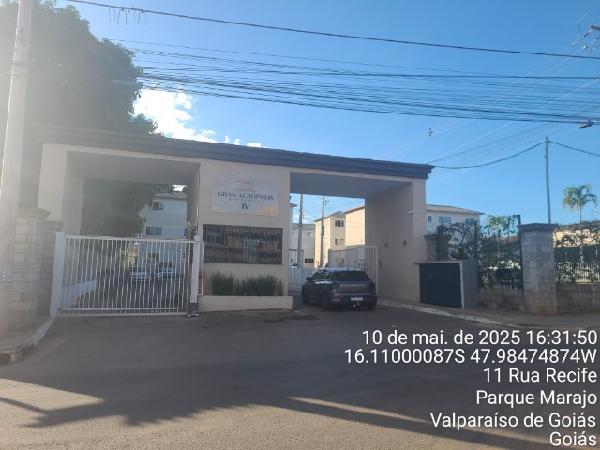 Vende-se em Valparaiso De Goias-GO  apto, 100.23 de área total, 48.92 de área privativa,  2_qto(s), a.serv, WC, 1_sala(s), cozinha, 1_vaga(s) de garagem.