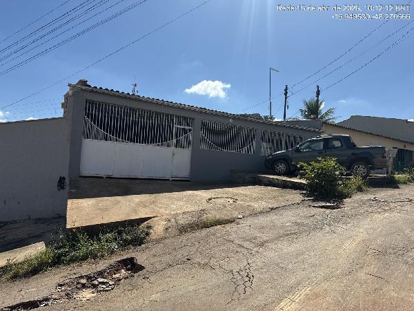 Vende-se em Santo Antonio Do Descoberto-GO  Casa, 119.02 de área total, 119.02 de área privativa, 188.08 de área do terreno,  3_qto(s), varanda, a.serv, WC, 1_sala(s), cozinha.