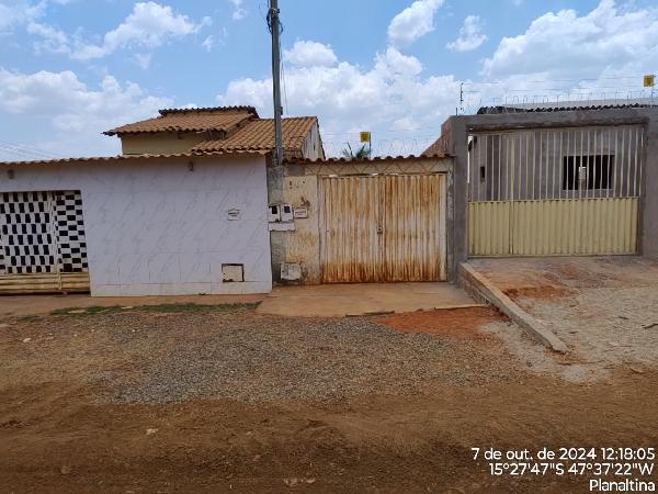 Vende-se em Planaltina-GO  Casa, 86.50 de área privativa, 150.00 de área do terreno,  2_qto(s), a.serv, WC, 1_sala(s), cozinha.