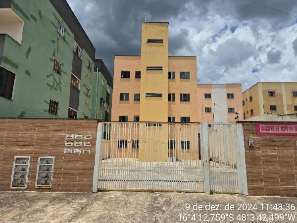 Vende-se em Novo Gama-GO  apto, 75.06 de área total, 56.33 de área privativa,  2_qto(s), a.serv, WC, 1_sala(s), cozinha, 1_vaga(s) de garagem.