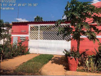 Vende-se em Planaltina-GO  Casa, 36.55 de área privativa, 41.10 de área do terreno,  1_qto(s), WC, 1_sala(s), cozinha.