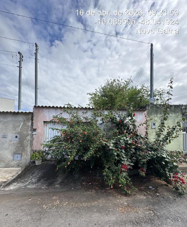 Vende-se em Novo Gama-GO  Casa, 60.00 de área total, 60.00 de área privativa, 174.89 de área do terreno,  2_qto(s), a.serv, WC, 1_sala(s), cozinha, 1_vaga(s) de garagem.