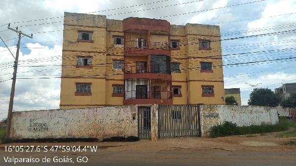 Vende-se em Valparaiso De Goias-GO  apto, 55.45 de área privativa,  2_qto(s), varanda, a.serv, WC, 1_sala(s), cozinha.
