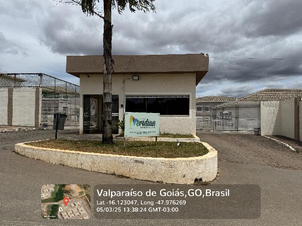 Vende-se em Valparaiso De Goias-GO  apto, 64.85 de área total, 45.35 de área privativa,  2_qto(s), varanda, a.serv, WC, 1_sala(s), cozinha, 1_vaga(s) de garagem.