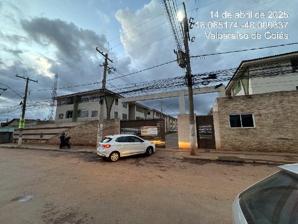 Vende-se em Valparaiso De Goias-GO  apto, 50.14 de área total, 50.14 de área privativa,  2_qto(s), a.serv, WC, 1_sala(s), cozinha.