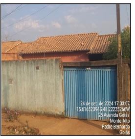 Vende-se em Padre Bernardo-GO  Casa, 69.70 de área privativa, 250.00 de área do terreno,  2_qto(s), varanda, WC, 1_sala(s), cozinha, 1_vaga(s) de garagem.